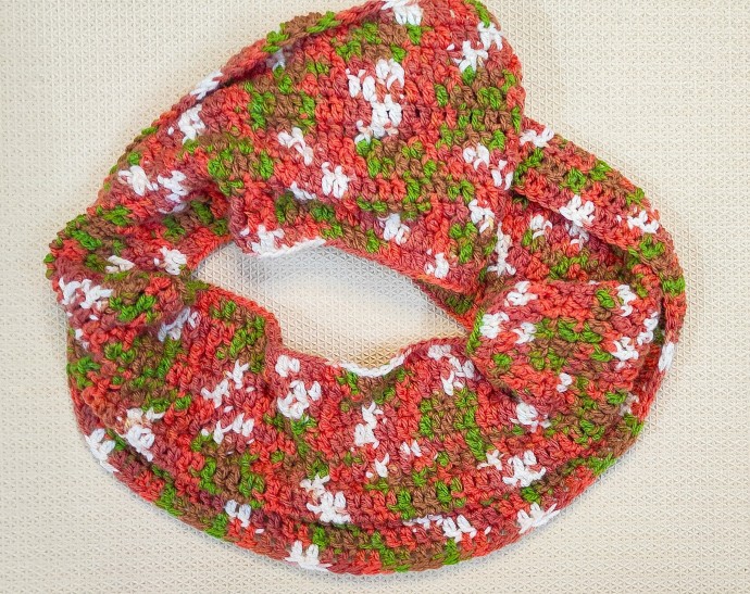 Quick and Easy Crochet Holiday Infinity Scarf Make Along with Underground Crafter Quick and Easy Crochet Holiday Infinity Scarf Make Along with Underground Crafter